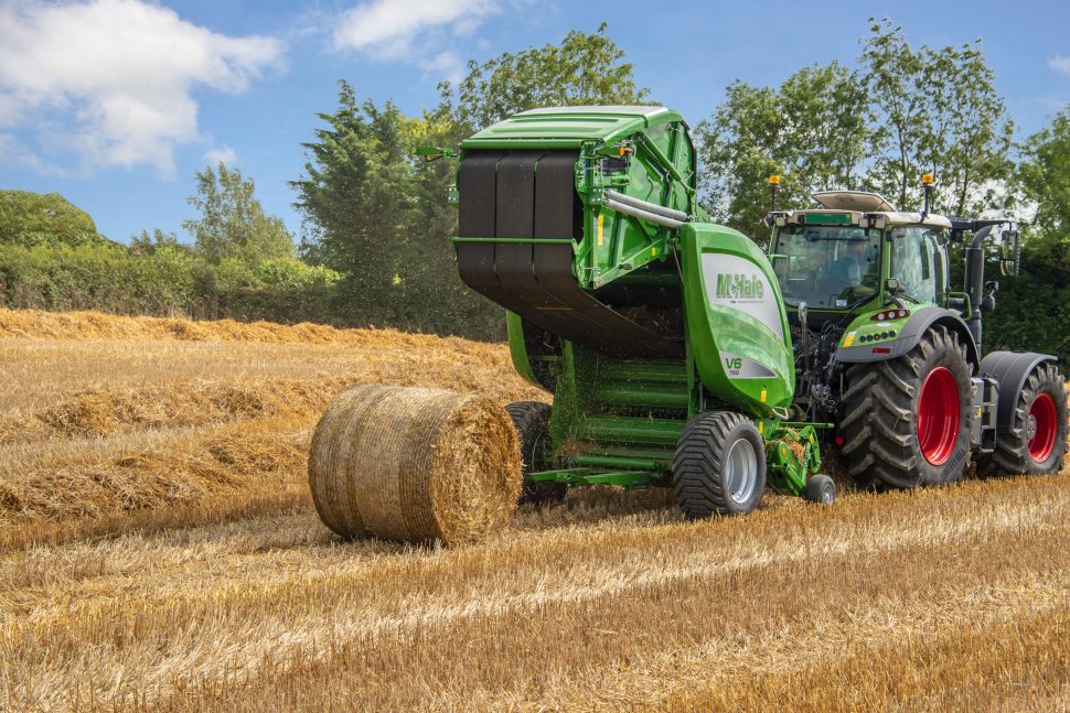 Enfardadora McHale V6750