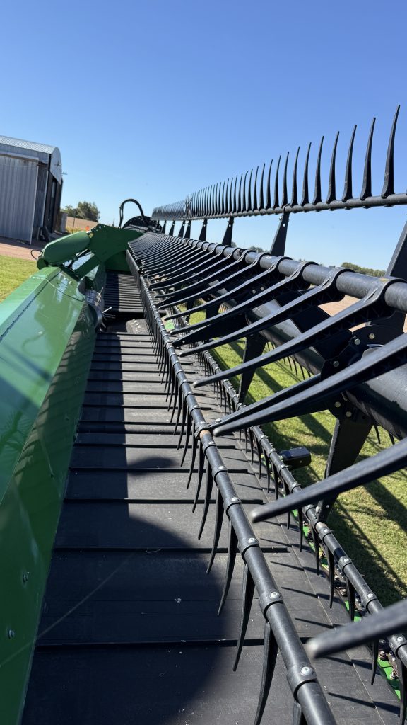 PLATAFORMA JD 645 FD