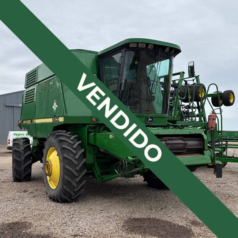 COSECHADORA JD 9600